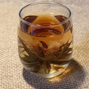 White Tea Blossom - Blooming White Tea Ball