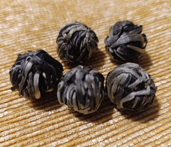 White Tea Blossom - Blooming White Tea Ball - Image 3